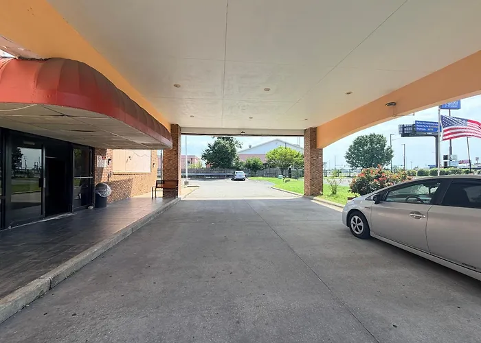 Hotel Extended & I-57 Marion