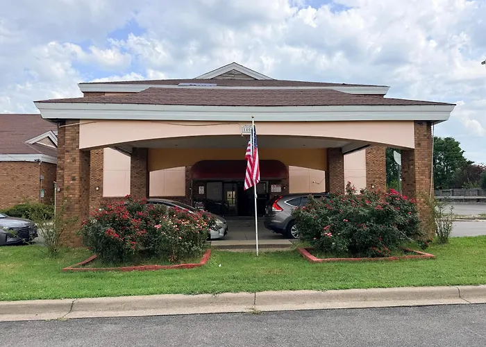 Extended & I-57 Hotel