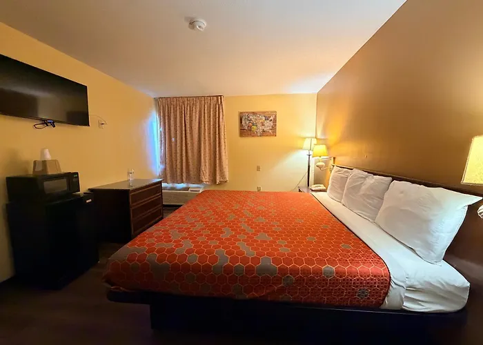 Extended & I-57 Hotel Marion