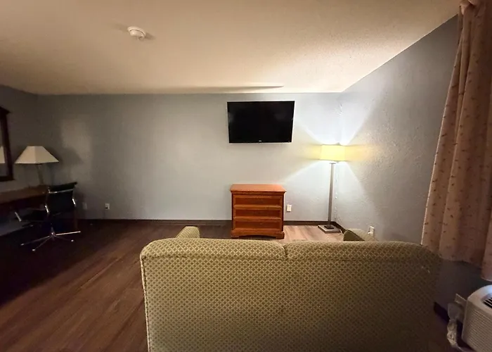 Hotel Extended & I-57 Marion